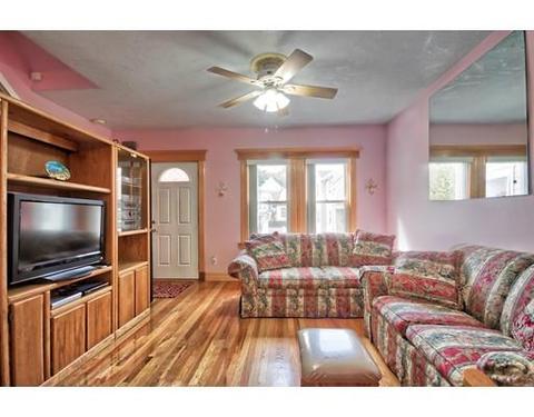 32 Bettinson Ave, Everett, MA 02149 photo 3