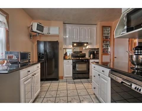 32 Bettinson Ave, Everett, MA 02149 photo 10