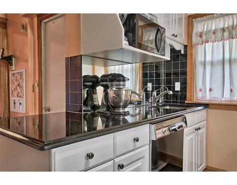 32 Bettinson Ave, Everett, MA 02149 photo 9