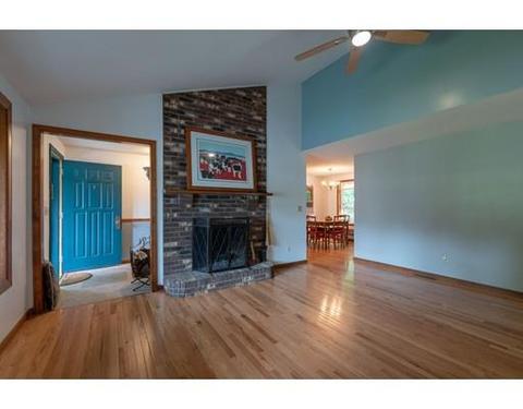 17 Carillon Cir, Easthampton, MA 01027 photo 4
