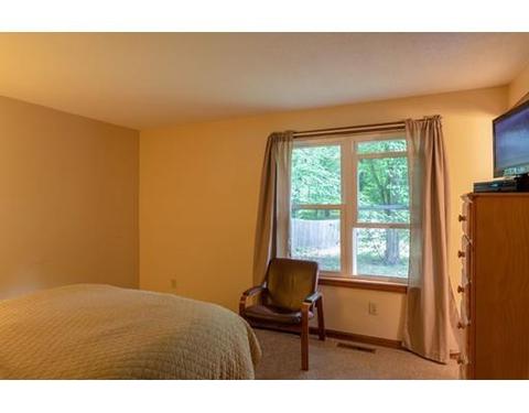 17 Carillon Cir, Easthampton, MA 01027 photo 12