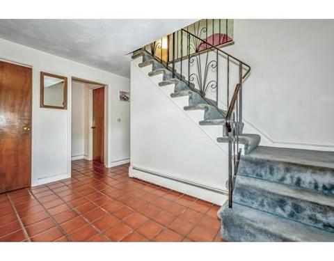 79 Pine St, Natick, MA 01760 photo 2