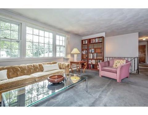79 Pine St, Natick, MA 01760 photo 3