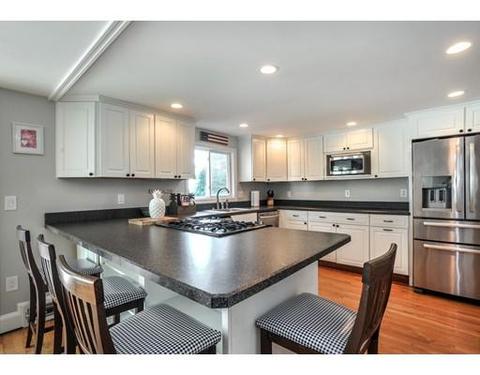 43 Governor Long Rd, Hingham, MA 02043 photo 4