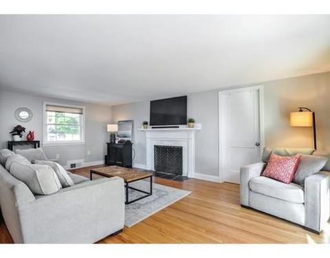 43 Governor Long Rd, Hingham, MA 02043 photo 8