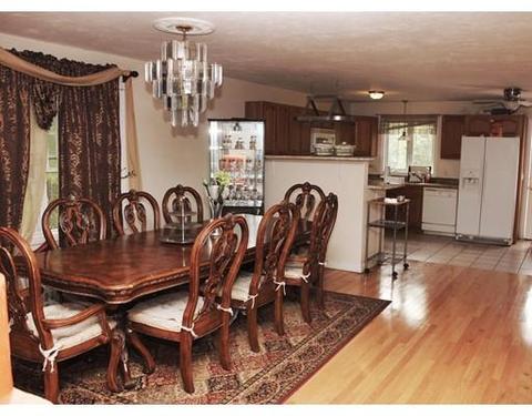 1469 Main St, Worcester, MA 01603 photo 5