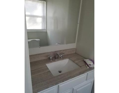 42 Dorne St, Springfield, MA 01105 photo 10