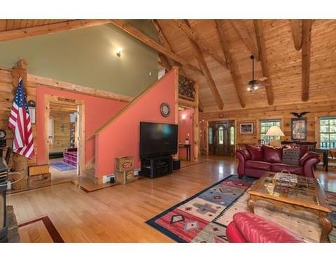 55 Pine St, Douglas, MA 01516 photo 9