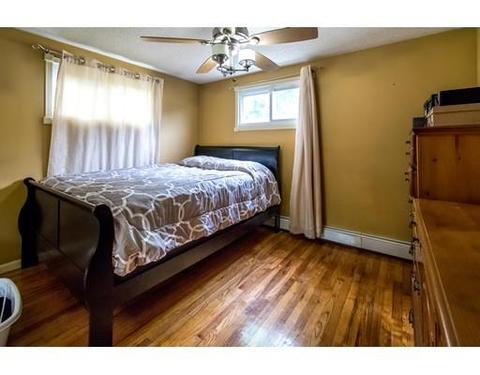 54 Brandon Ave, Springfield, MA 01119 photo 4