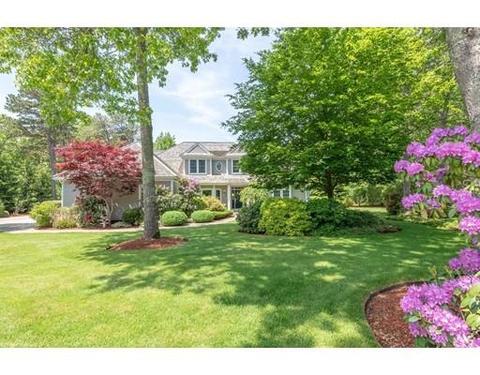 12 Teal Cir, Mashpee, MA 02649 photo 2