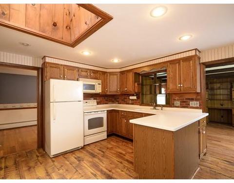 19 Eight Lots Rd, Sutton, MA 01590 photo 10