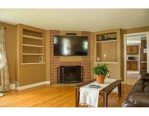228 Fairview Ave, Chicopee, MA 01013 photo 3