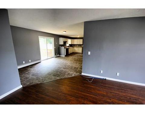 90 4th St, Worcester, MA 01602 photo 18