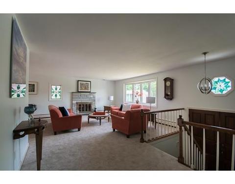 192 Hyacinth St, Fall River, MA 02720 photo 2