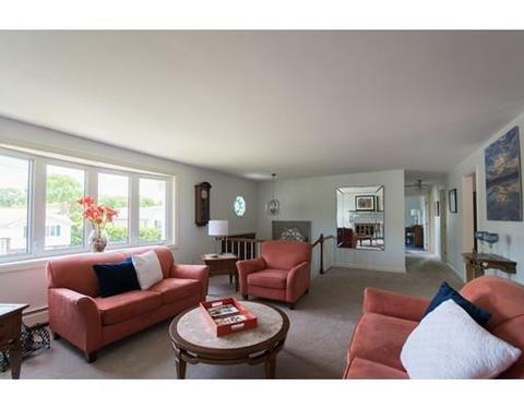 192 Hyacinth St, Fall River, MA 02720 photo 10
