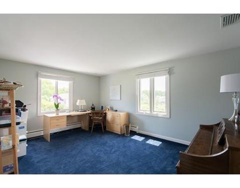 192 Hyacinth St, Fall River, MA 02720 photo 15
