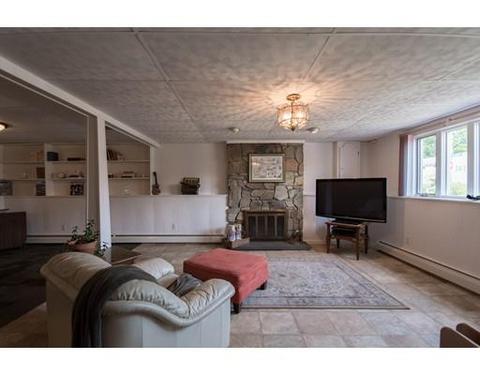 192 Hyacinth St, Fall River, MA 02720 photo 18