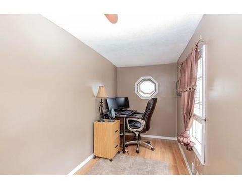 67 Massachusetts Ave, Chicopee, MA 01013 photo 14