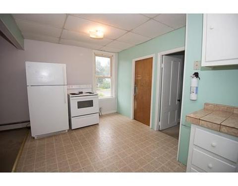 35 Cherry St, Spencer, MA 01562 photo 14