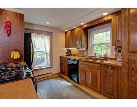 25 W Sutton Rd, Sutton, MA 01590 photo 3