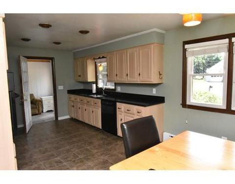 15 Howard Ave, Easthampton, MA 01027 photo 6