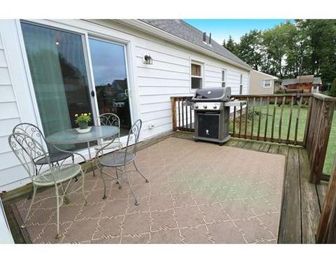 65 Sampson St, Chicopee, MA 01020 photo 27
