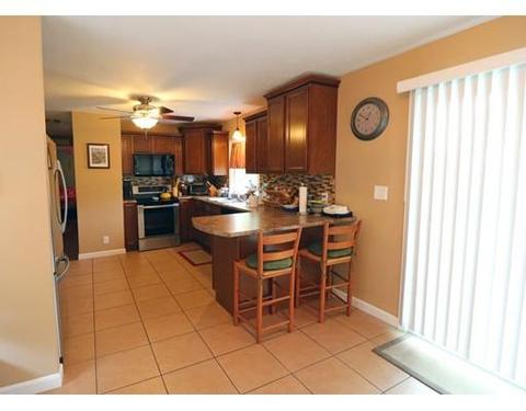 65 Sampson St, Chicopee, MA 01020 photo 12