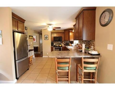 65 Sampson St, Chicopee, MA 01020 photo 10