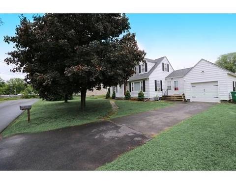 65 Sampson St, Chicopee, MA 01020 photo 4
