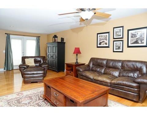 205 Ash St, Fall River, MA 02724 photo 4