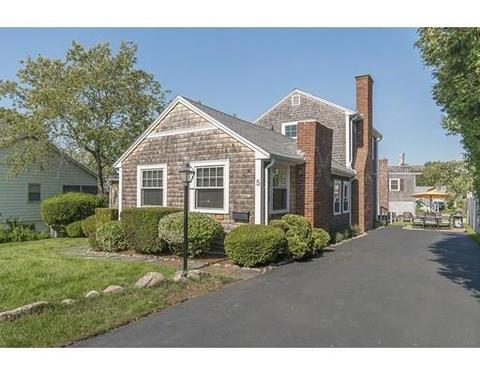 5 Warwick Rd, Gloucester, MA 01930 photo 4