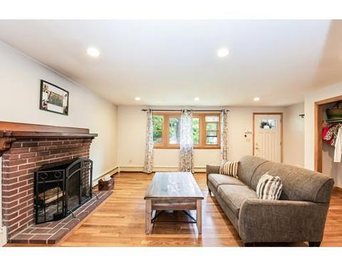 273 Great Rd, Maynard, MA 01754 photo 3