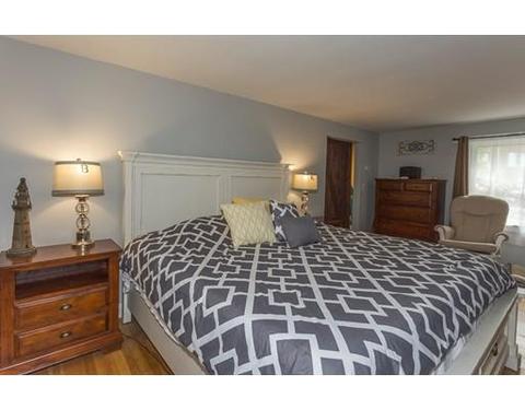 76 Collins St, Danvers, MA 01923 photo 13