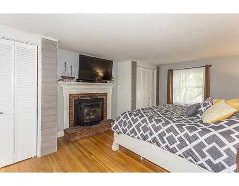 76 Collins St, Danvers, MA 01923 photo 12