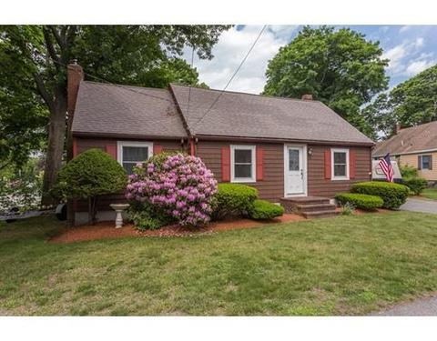 76 Collins St, Danvers, MA 01923 photo 2