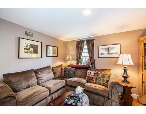 22 Webster Rd, Milton, MA 02186 photo 10