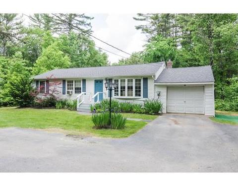 121 Main St, Townsend, MA 01469 photo 1