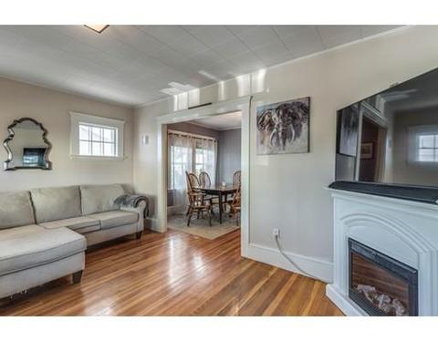 19 Ames St, Beverly, MA 01915 photo 5