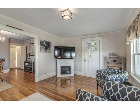 19 Ames St, Beverly, MA 01915 photo 4
