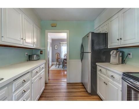 19 Ames St, Beverly, MA 01915 photo 12