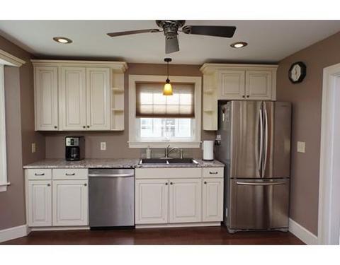 131 Cherry St, Gardner, MA 01440 photo 3