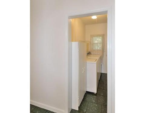 67 Jasper St, Springfield, MA 01109 photo 17