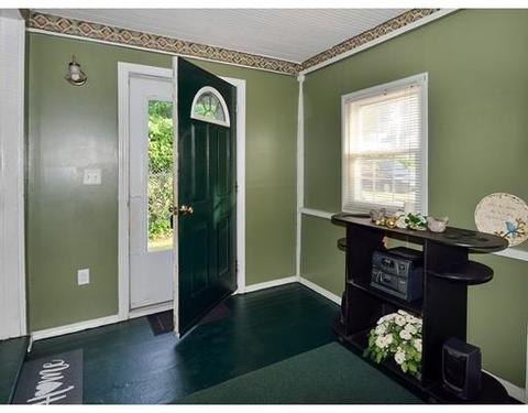 67 Jasper St, Springfield, MA 01109 photo 5