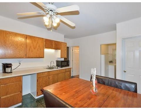 67 Jasper St, Springfield, MA 01109 photo 11