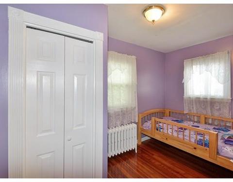 67 Jasper St, Springfield, MA 01109 photo 9