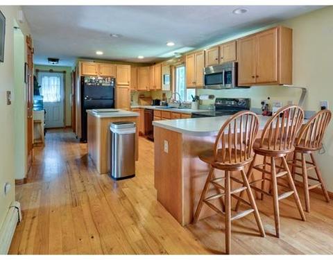 46 Conservation Dr, Douglas, MA 01516 photo 4