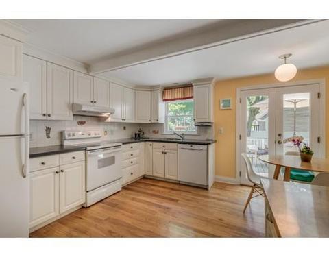 100 Mayflower Rd, Needham, MA 02492 photo 13