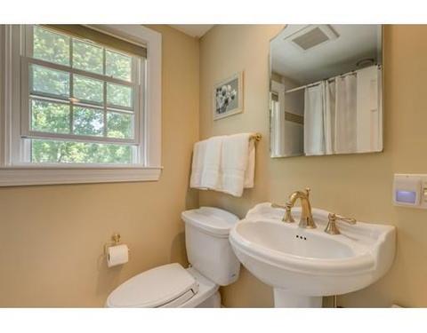 100 Mayflower Rd, Needham, MA 02492 photo 20