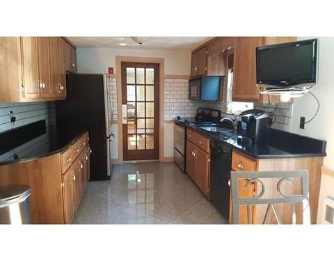 120 High St, Reading, MA 01867 photo 6