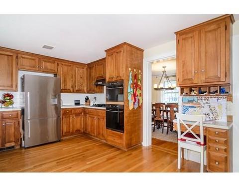 31 Haven Rd, Wellesley, MA 02481 photo 4